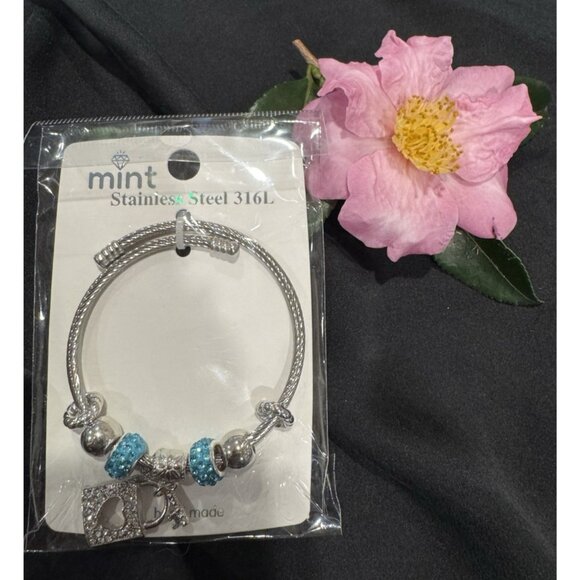 Mint Stainless Steel Heart PadLock Crystals Charm Silvertone Bangle Bracelet NEW - Picture 2 of 6